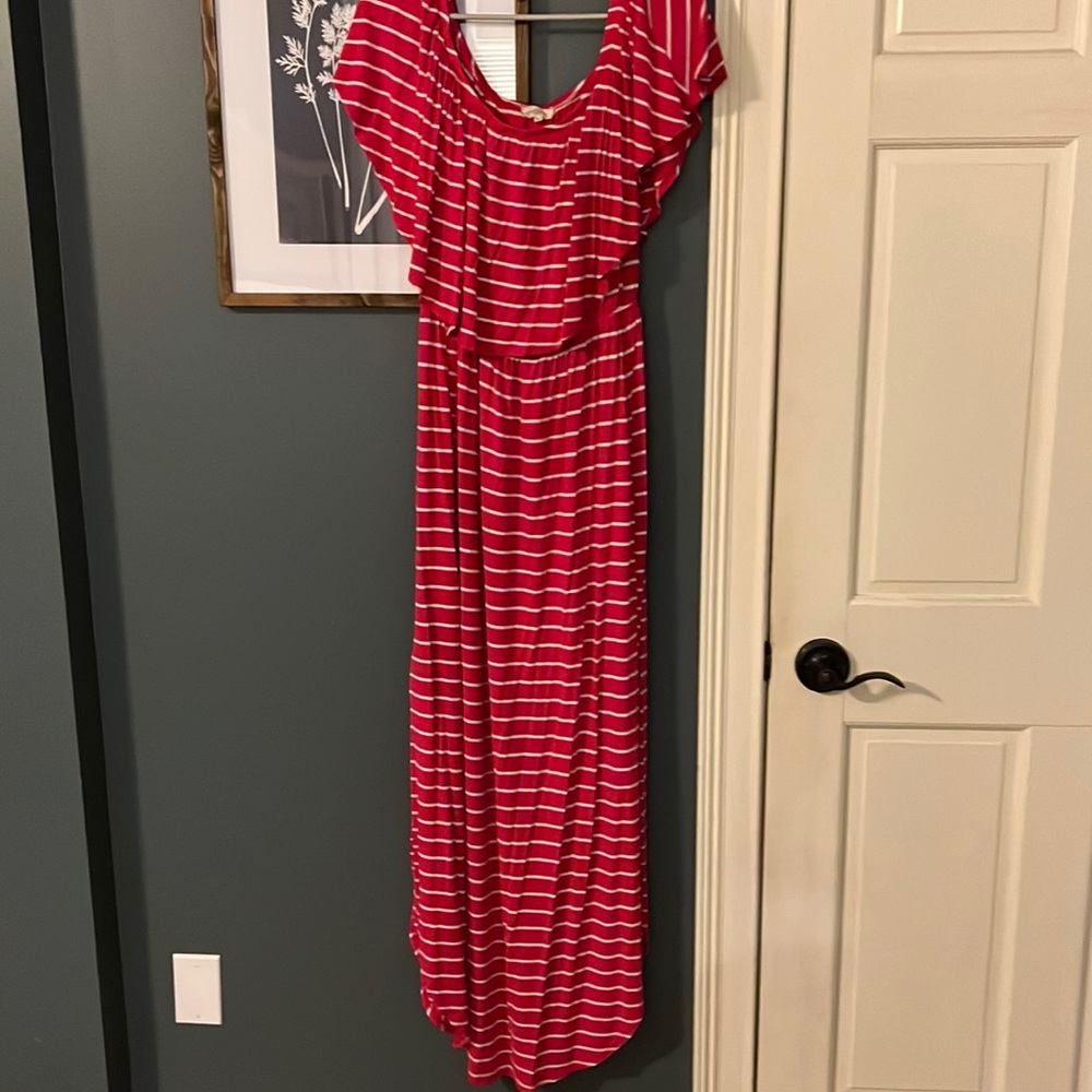 Off the shoulder maxi dress